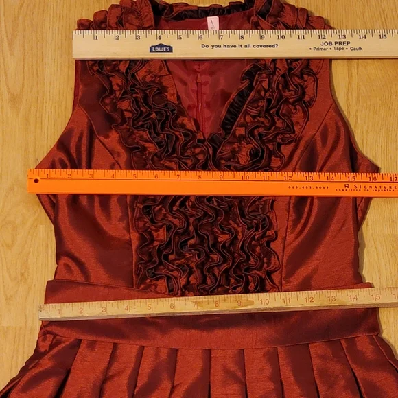 Jessica Howard Ruffle Dress. - Picture 10 of 13